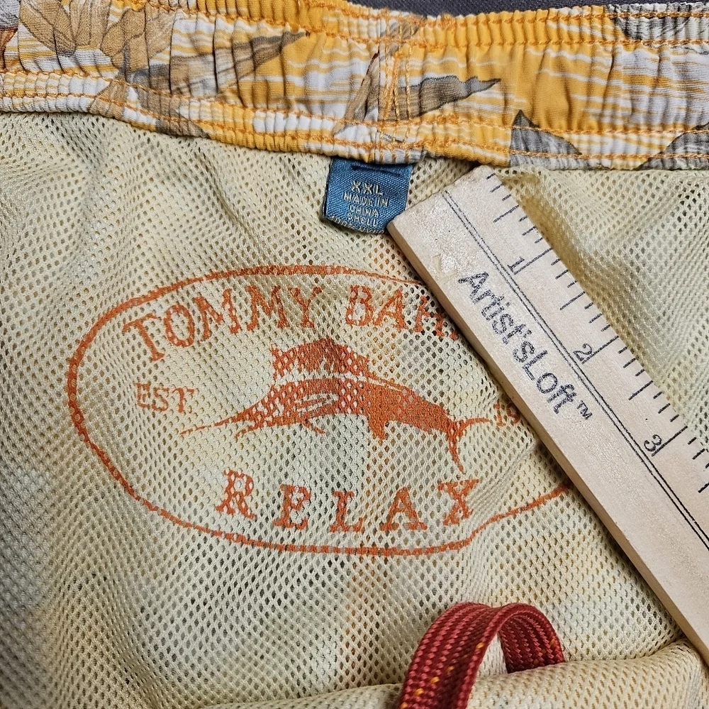 Tommy Bahama Swimwear Swim Trunks Orange Floral Size Large Lined Hawaiian Relax